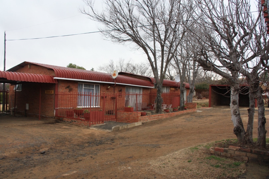 11 Bedroom Property for Sale in Dewetsdorp Free State